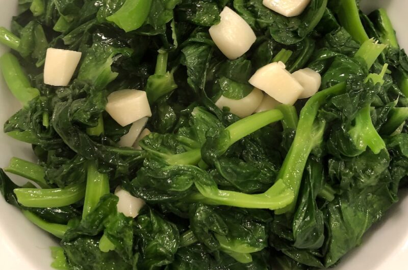 Sauteed Pea Shoots with Garlic